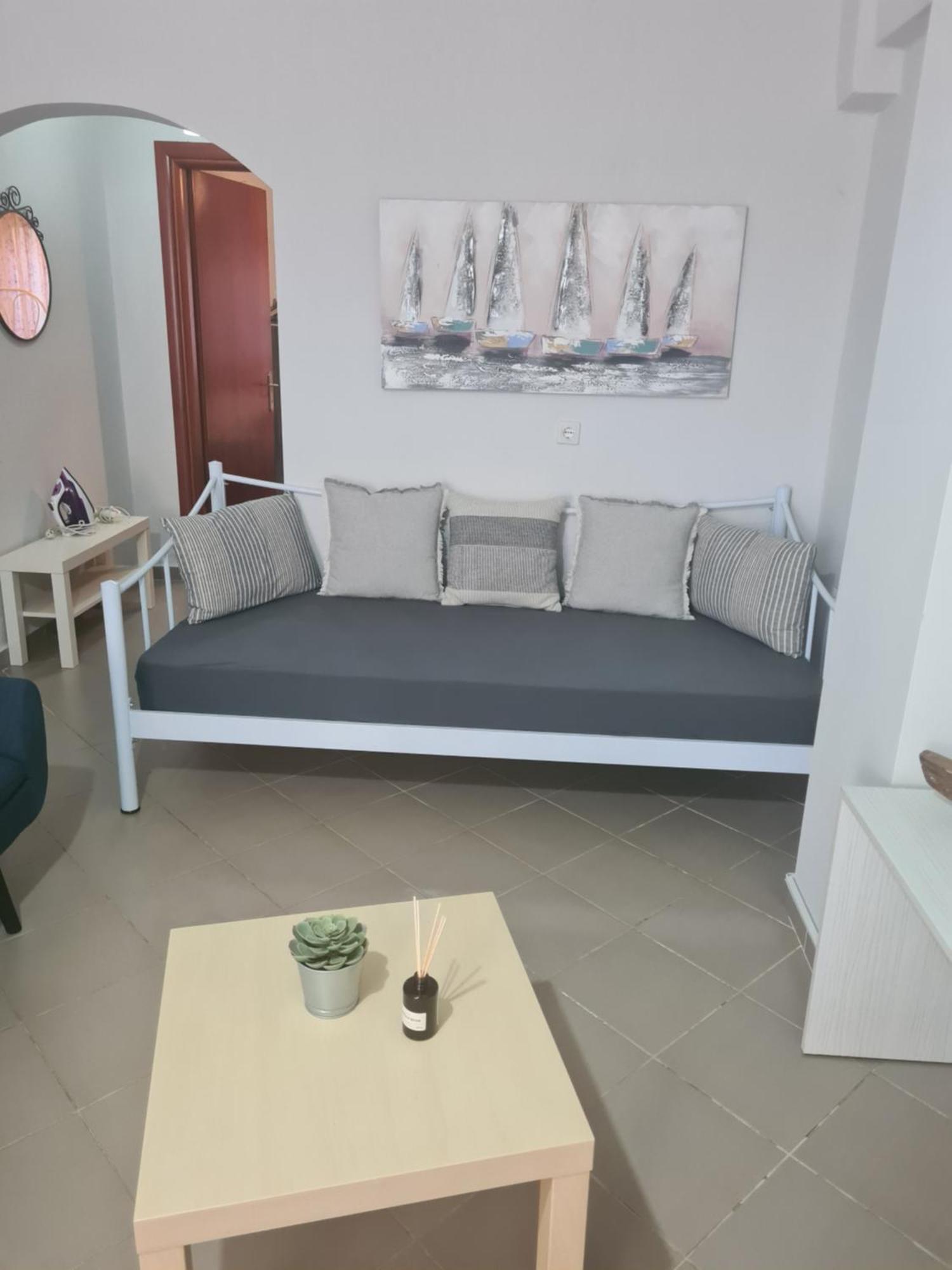 Makis Apartments Touzla Ofrínion Dış mekan fotoğraf